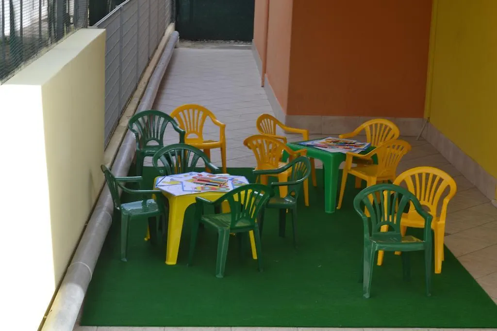 Hotel Zenit Riccione 2*,